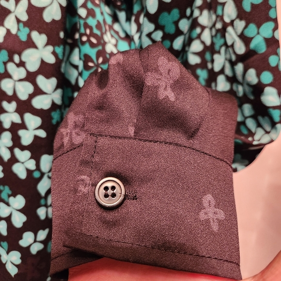 Bob Mackie Clover Blouse - Picture 3 of 5